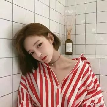 小鱼莉莉